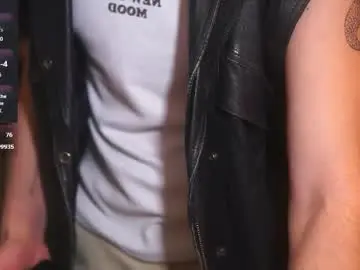 Chaturbate Live Sex Cam of hairyrobxxx