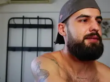 Chaturbate Free Porn Cam of hairyrobxxx