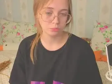 Chaturbate Live Sex Cam of miya_soft