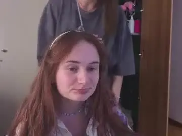 Chaturbate Live Sex Cam of natural_meri_