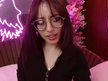 Chaturbate Nude Webcam of sweet_roxanee