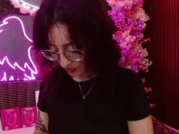 Chaturbate Watch Live Sex Cams of sweet_roxanee