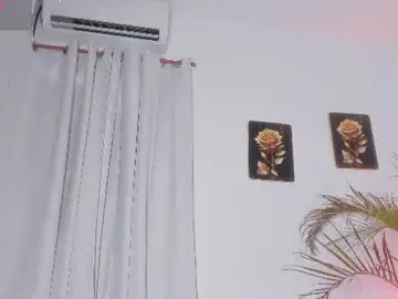 Chaturbate Adult Video Chat of daisytaylor_