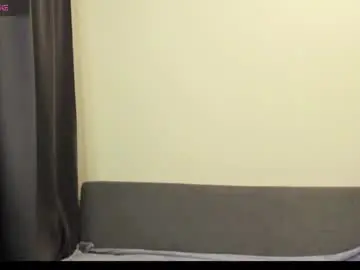 Chaturbate Live Sex Cam of ellen_flow