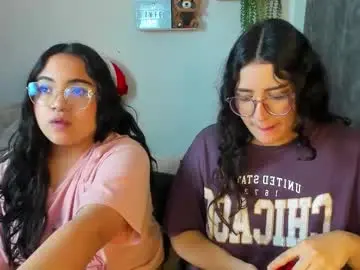 Chaturbate Best live sex cam show of maddie_and_chelsea_