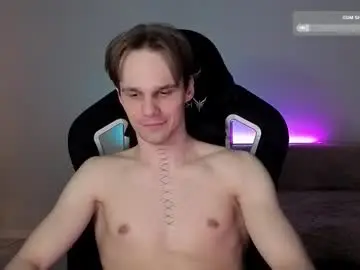 Chaturbate Live Sex Cam of mel_kallen