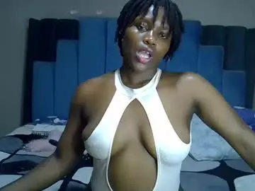 Chaturbate Free Porn Cam of melanin_moon