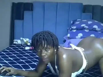 Chaturbate Live Sex of melanin_moon