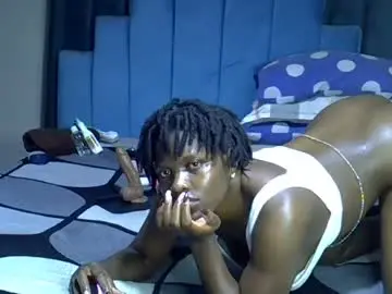 Chaturbate Best live sex cam show of melanin_moon