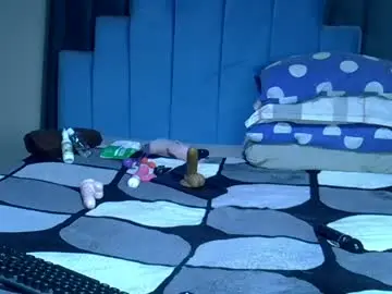 Chaturbate Free Porn Cam of melanin_moon