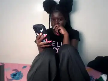 Chaturbate Live Porn of petitebeautyy