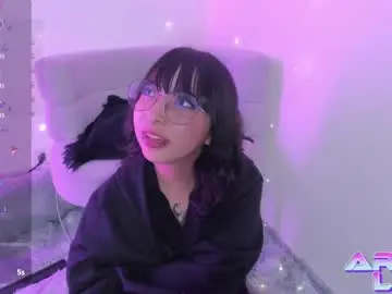 Chaturbate Live Sex of arya_line