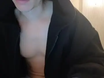 Chaturbate Live Sex Cam of dirtyprettyboi