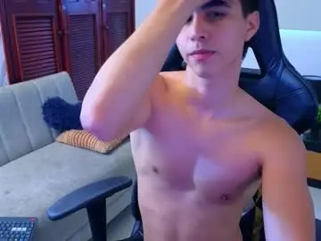 Chaturbate Free Porn Cam of carl_dixon