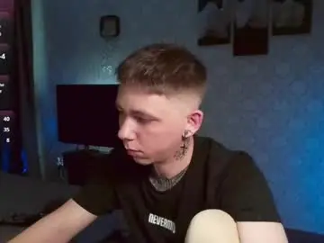 Chaturbate Private Sex Chat of emveeboy96