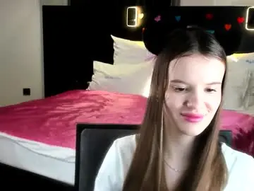 Chaturbate Adult Webcam of little_pawsy