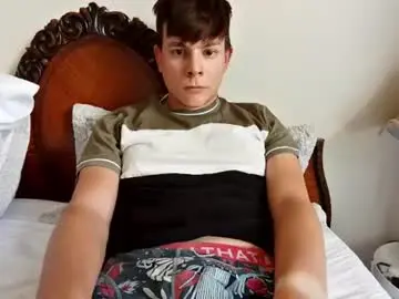 Chaturbate Private Sex Chat of michaeltwinkboy