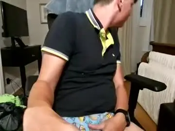 Chaturbate Adult Video Chat of michaeltwinkboy