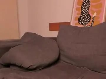 Chaturbate Live Sex Cam of mira_lite