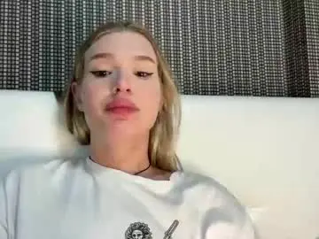 Chaturbate Nude Webcam of pussymoneywet