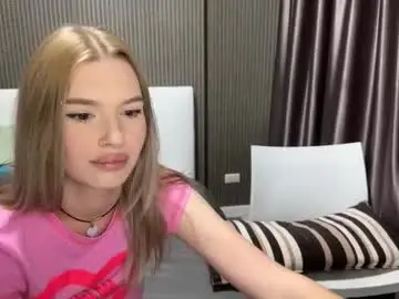 Chaturbate Nude Webcam of pussymoneywet