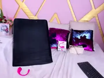 Chaturbate Watch Live Sex Cams of shellbydior