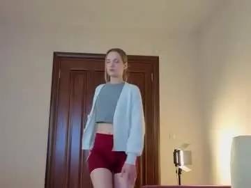 Chaturbate Live Sex Cam of tashinapetitto