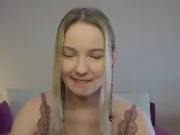Chaturbate Watch Live Sex Cams of tashinapetitto