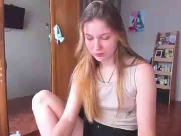 Chaturbate Free Porn Cam of tiny_kiss