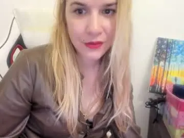 Chaturbate Best Webcam of artsyandcraftsy_