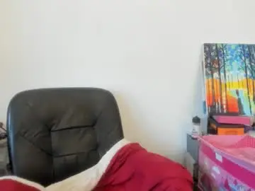 Chaturbate Live Sex of artsyandcraftsy_