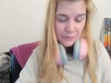 Chaturbate Best Webcam of artsyandcraftsy_