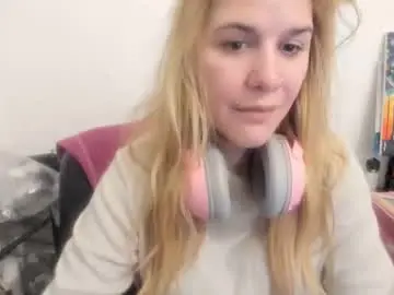 Chaturbate Live Porn of artsyandcraftsy_