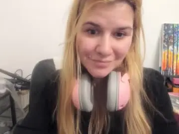 Chaturbate Best Webcam of artsyandcraftsy_