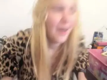 Chaturbate Adult Webcam of artsyandcraftsy_