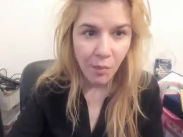 Chaturbate Best live sex cam show of artsyandcraftsy_