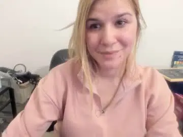 Chaturbate Best Webcam of artsyandcraftsy_