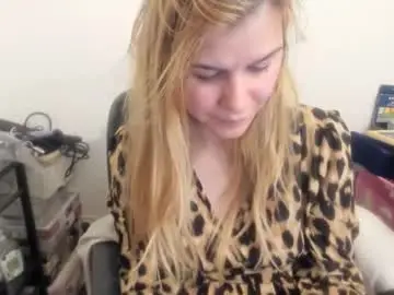 Chaturbate Best live sex cam show of artsyandcraftsy_