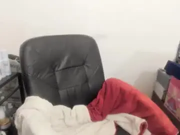 Chaturbate Live Sex of artsyandcraftsy_