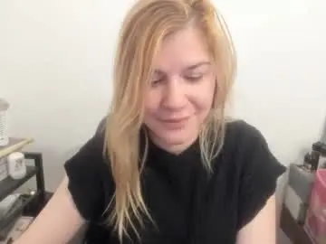 Chaturbate Free Live Porn of artsyandcraftsy_