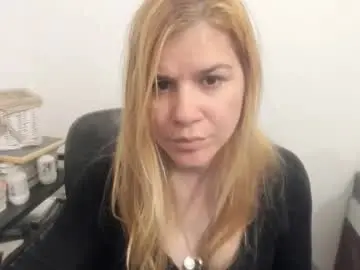 Chaturbate Adult Video Chat of artsyandcraftsy_