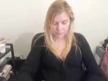 Chaturbate Adult Webcams of artsyandcraftsy_