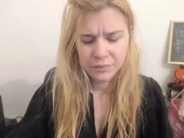 Chaturbate Adult Webcams of artsyandcraftsy_