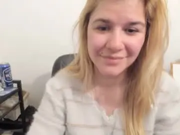 Chaturbate Free Porn Cam of artsyandcraftsy_