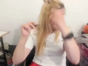 Chaturbate Nude Webcam of artsyandcraftsy_