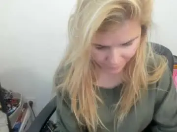 Chaturbate Private Sex Chat of artsyandcraftsy_