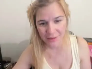 Chaturbate Free Live Porn of artsyandcraftsy_