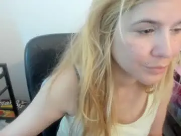 Chaturbate Adult Webcam of artsyandcraftsy_