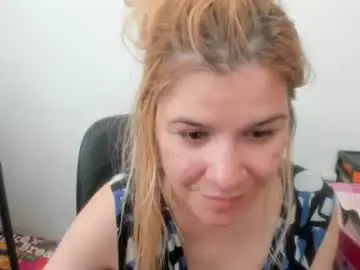 Chaturbate Adult Webcam of artsyandcraftsy_