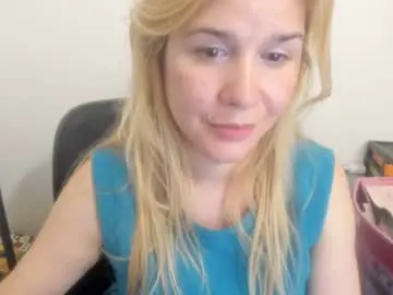 Chaturbate Adult Webcams of artsyandcraftsy_